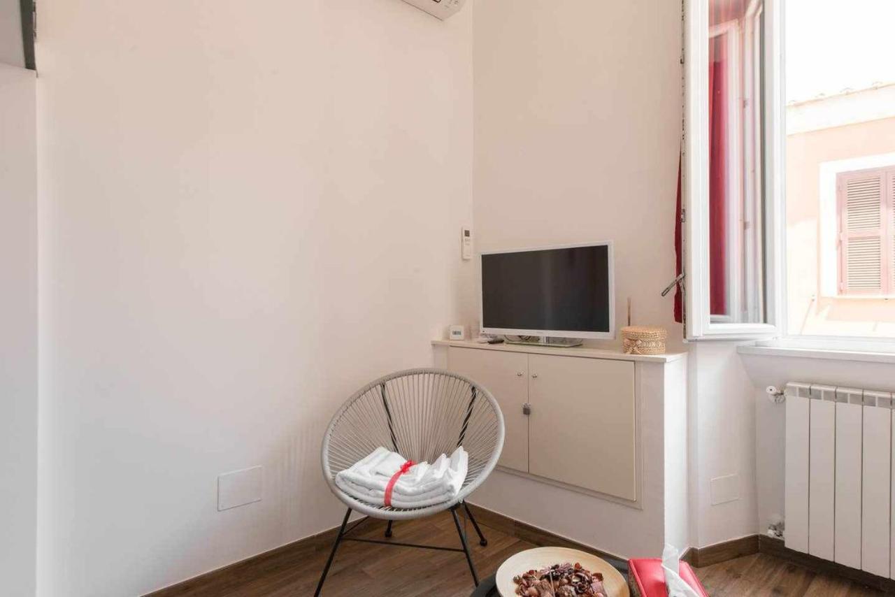 Ferienwohnung Little House In The Centre Nettuno Exterior foto
