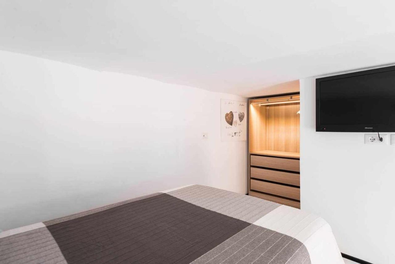 Ferienwohnung Little House In The Centre Nettuno Exterior foto