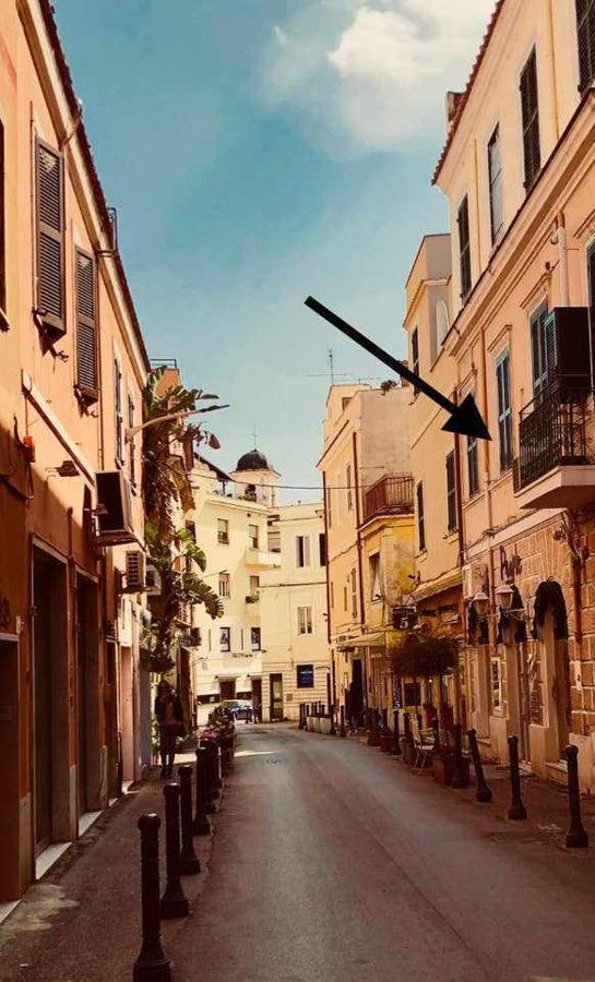 Ferienwohnung Little House In The Centre Nettuno Exterior foto