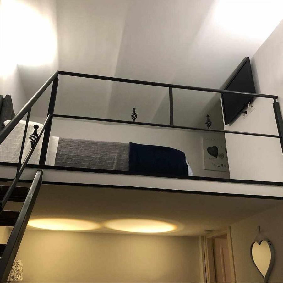 Ferienwohnung Little House In The Centre Nettuno Exterior foto
