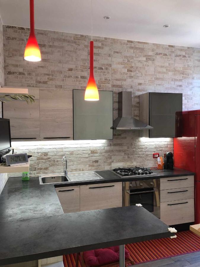 Ferienwohnung Little House In The Centre Nettuno Exterior foto