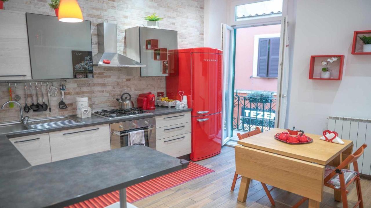 Ferienwohnung Little House In The Centre Nettuno Exterior foto